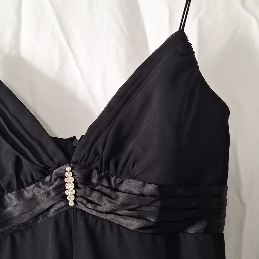 3/$20--Vintage Black Neglige, Faux Diamonds, 38C - Picture 5 of 16